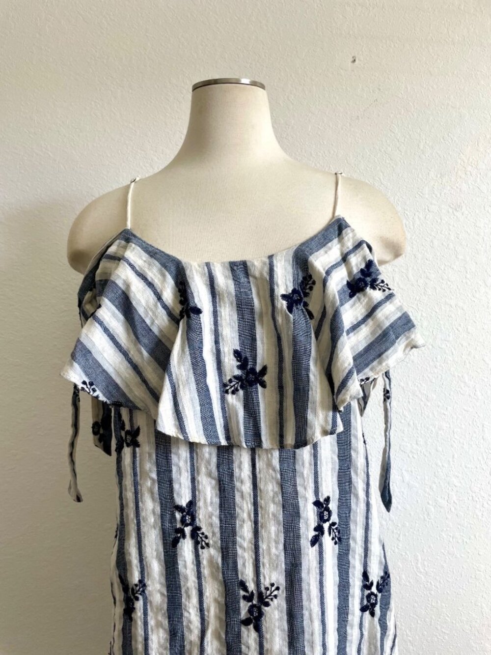 MISA Los Angeles Striped Floral Embroidered Summer Off-the-Shoulder Mini Dress M - Picture 2 of 11
